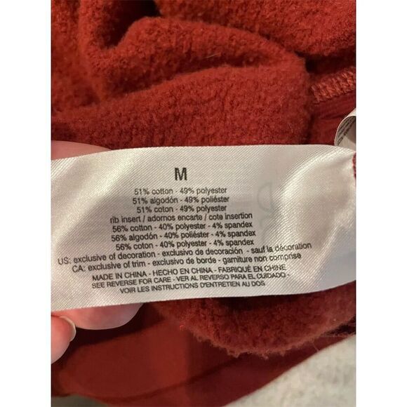 G.H. Bass & Co. Men's Red Crewneck Pullover Sweatshirt Size M - Picture 8 of 9